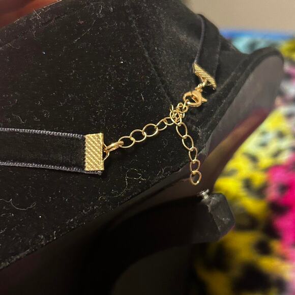 Pearl choker necklace with black - Picture 3 of 3